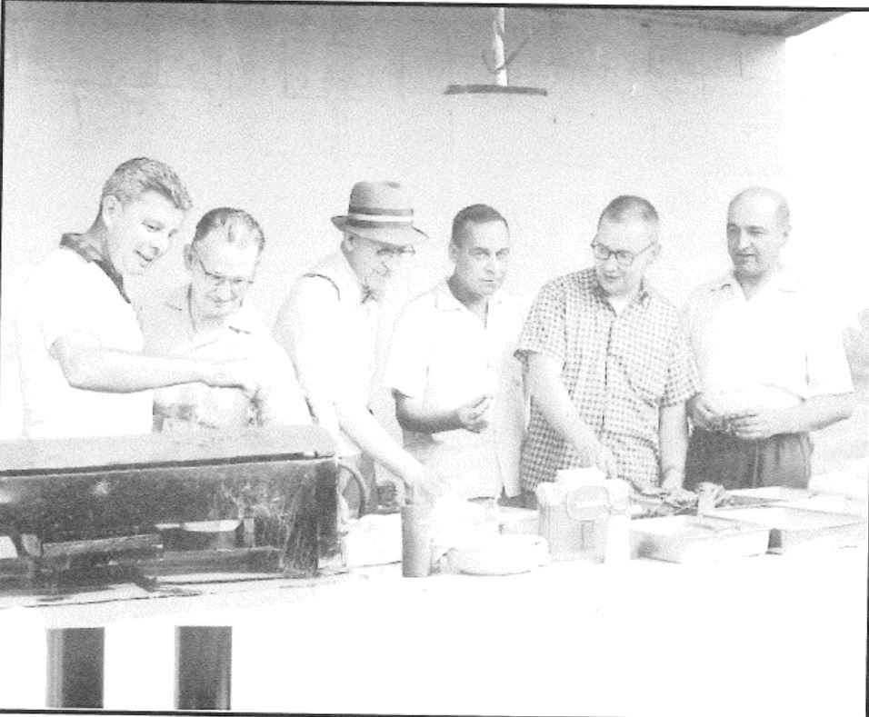 Photo # 3 - sheriffs clambake.JPG